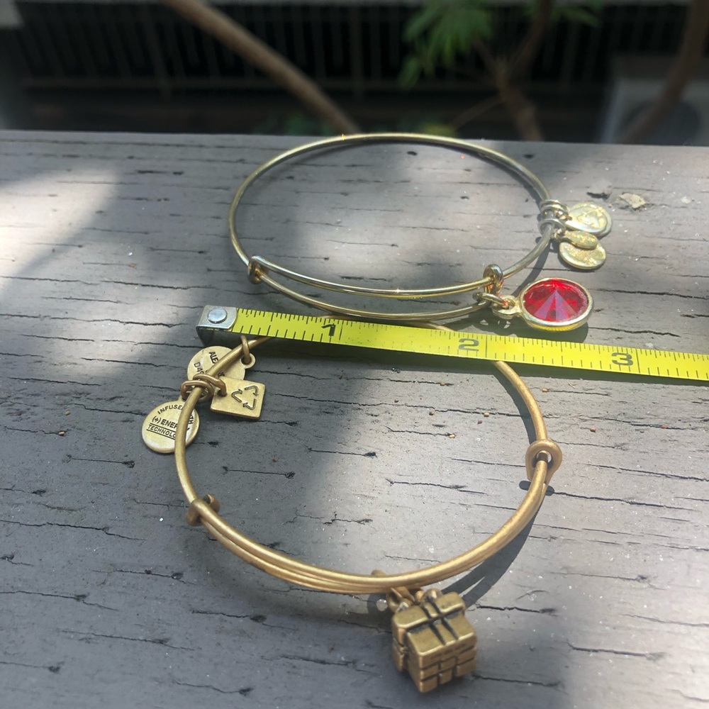 Alex & Ani Goldtone Silvertone Bracelet charm Lot - Picture 5 of 10